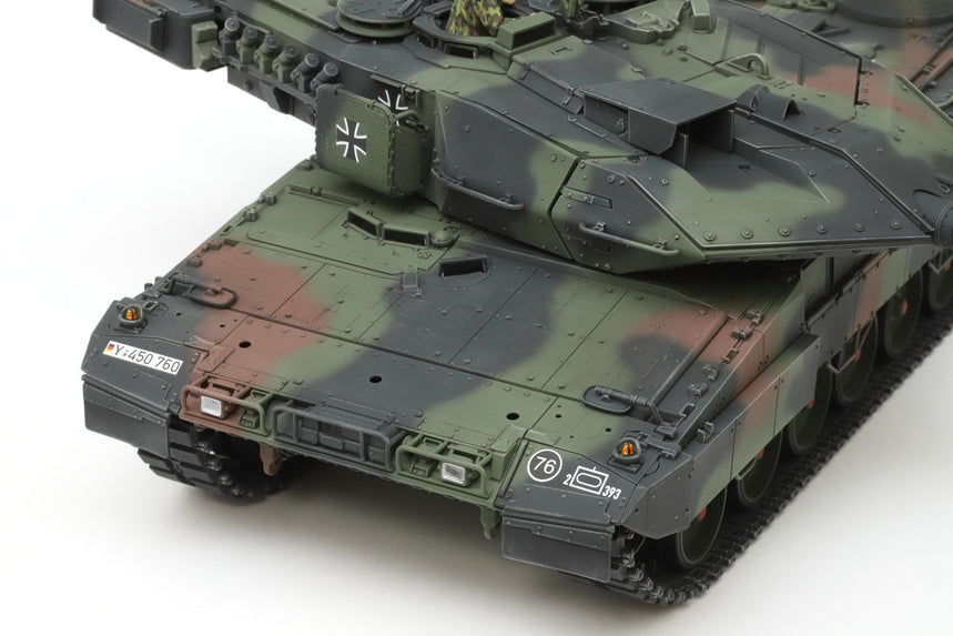 Tamiya 1/35 German Main Battle Tank Leopard 2 A7V