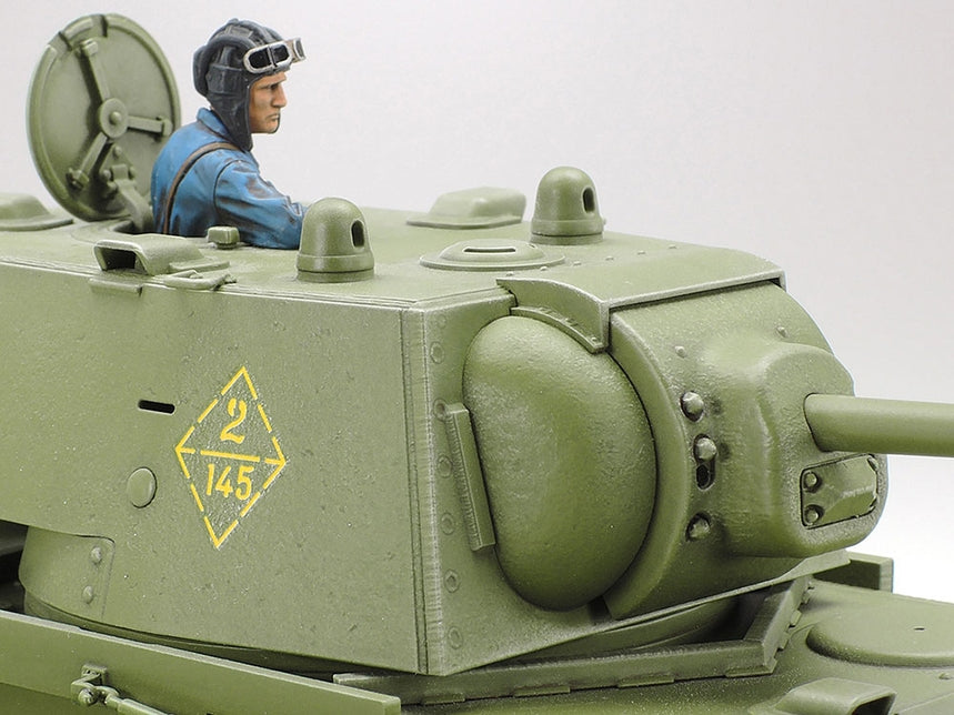 Tamiya 1/35 Russian Heavy Tank KV-1