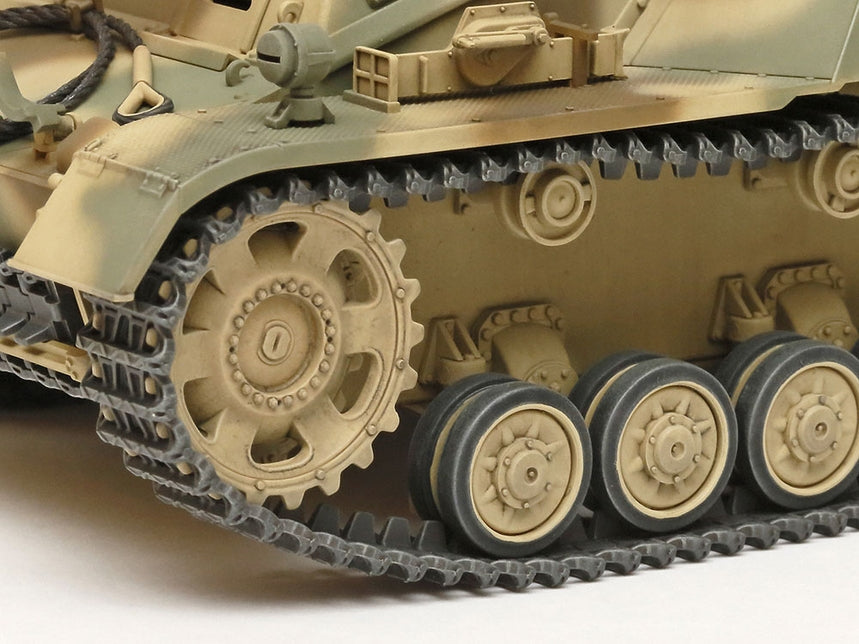 Tamiya 1/35 German Heavy SP Howitzer Hummel