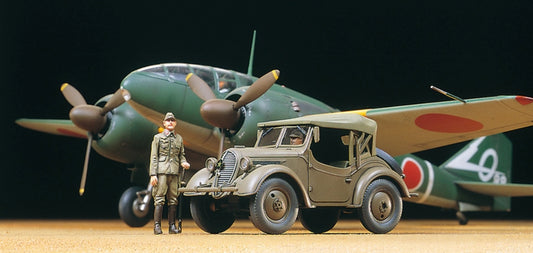 Tamiya 1/48 Mitsubishi Ki-46 III Type 100 & 4x4 Light Vehicle Kurogane Set