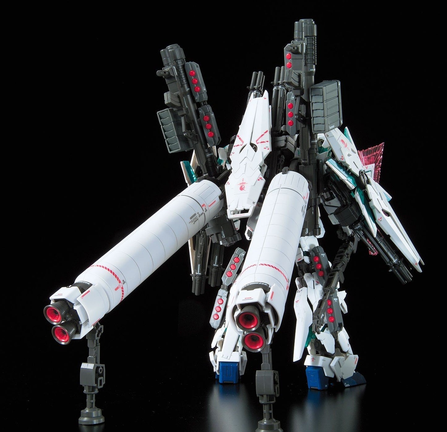 Bandai RG #30 1/144 Full Armor Unicorn Gundam 'Gundam UC'