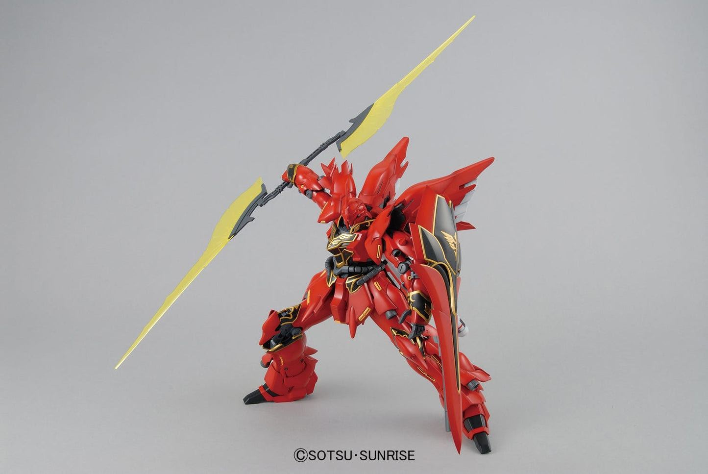 Bandai MG 1/100 Sinanju (Animation Color) 'Gundam UC'