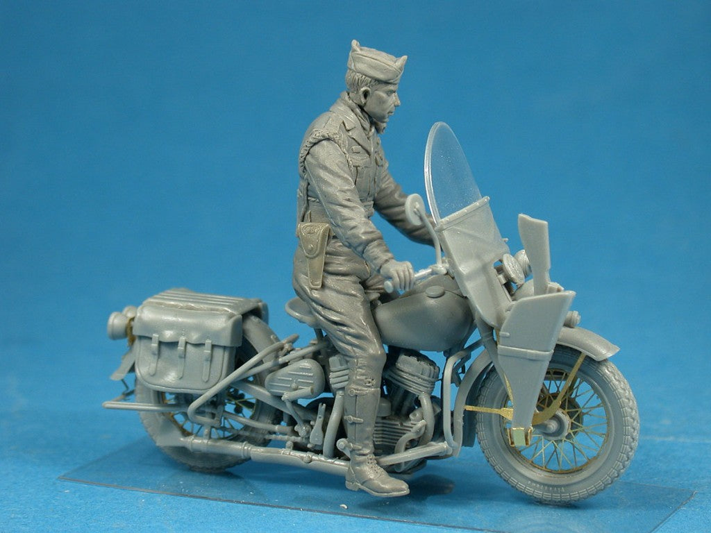 Miniart 1/35 US Military Policeman With Motorcycle