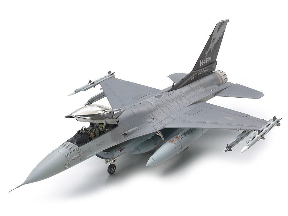 1/48 F16C Block 25/32 Fighting Falcon ANG Aircraft