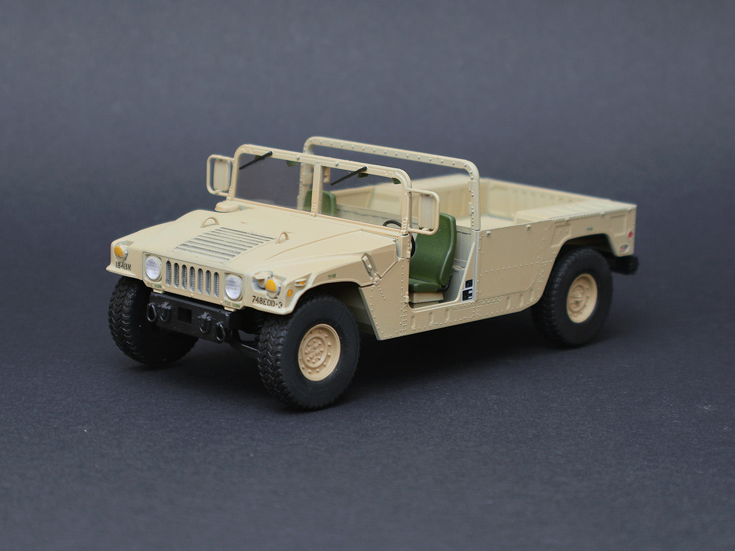 ICM 1/35 Humvee M1097A2